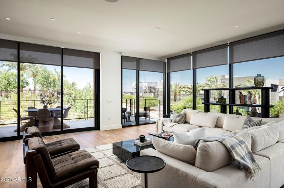 03-21 Ascent Unit210-3