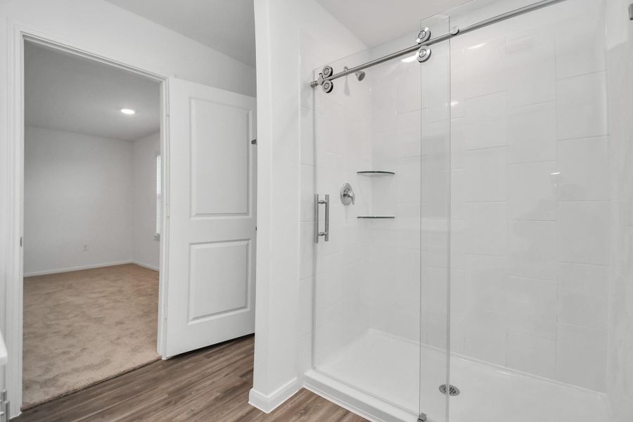 Spacious, unfurnished interior of a new home in Decker Farms, Magnolia (Image 30).