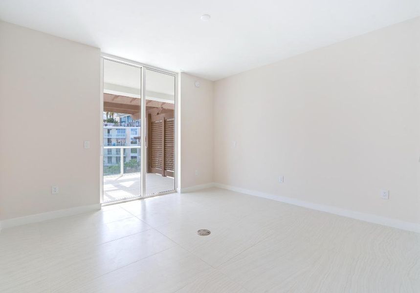 24. ALINA - Residence 502 - Bedroom 4