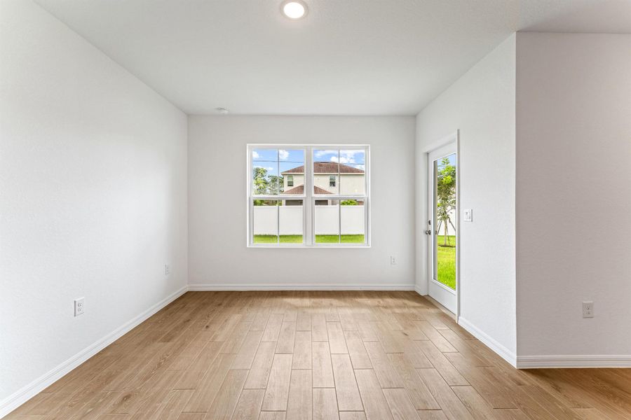 Spacious, unfurnished interior of a new home in Aspire at Palm Bay, Palm Bay (Image 25).