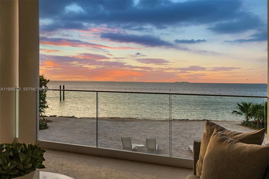 Image 88 of a home in .