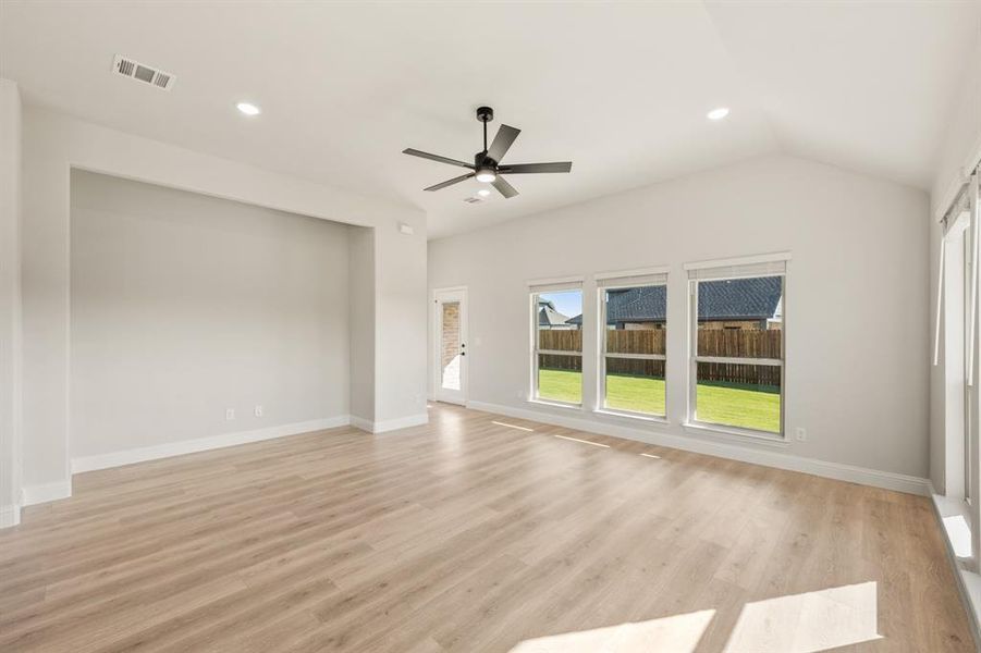 Spacious, unfurnished interior of a new home in Waverly Estates, Josephine (Image 21). Spacious, unfurnished interior of a new home in Waverly Estates, Josephine (Image 21).