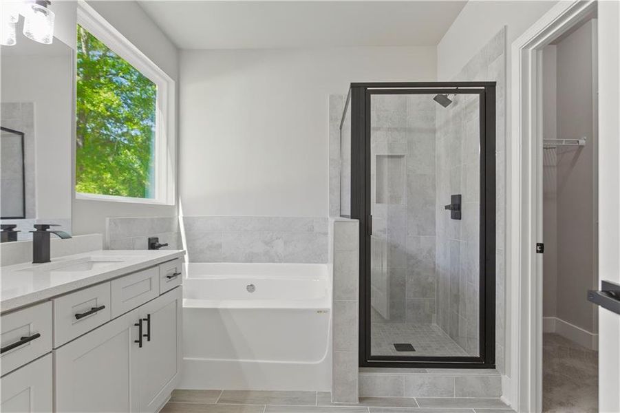 Furnished interior view inside a new home in , Conyers (Image 9).