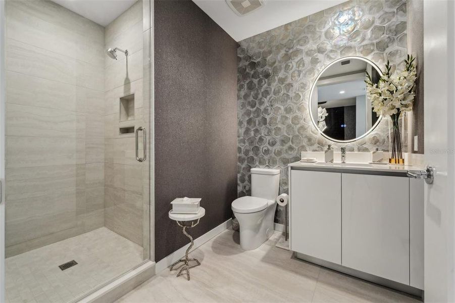 Furnished interior view inside a new home in , Sarasota (Image 29).