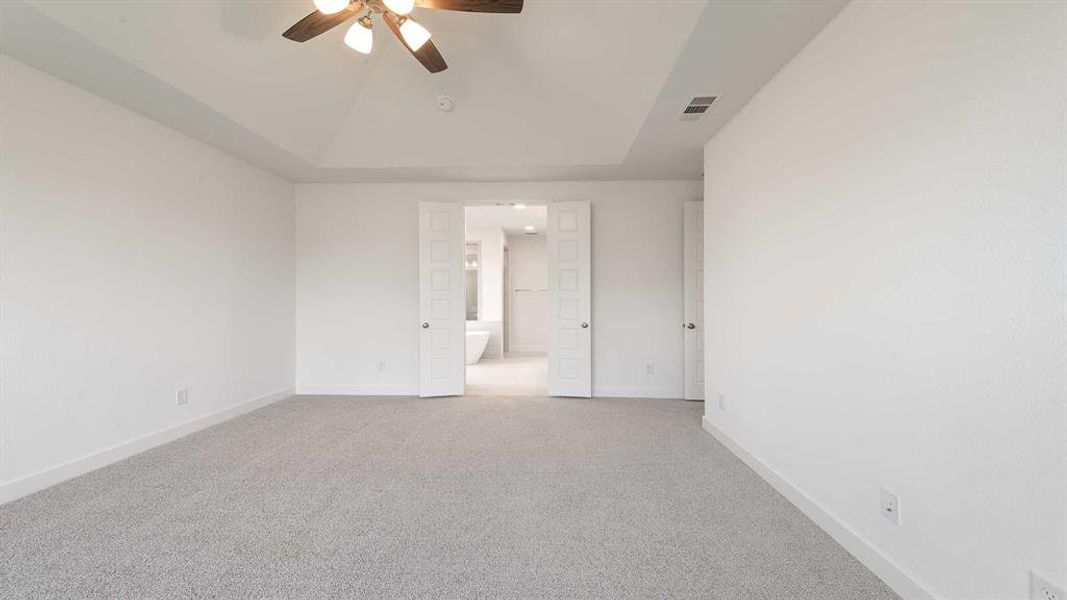 Spacious, unfurnished interior of a new home in The Lakes Of Somercrest 60', Midlothian (Image 18). Spacious, unfurnished interior of a new home in The Lakes Of Somercrest 60', Midlothian (Image 18).