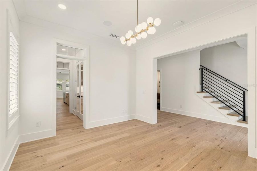 Spacious, unfurnished interior of a new home in , Tampa (Image 70).