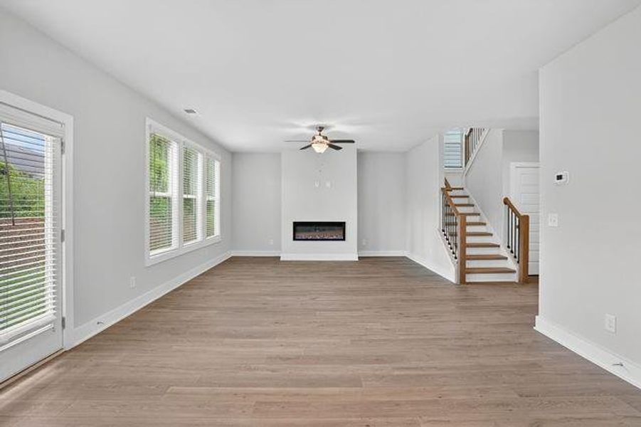 Spacious, unfurnished interior of a new home in Killian Manor at The Adares, Adairsville (Image 16).