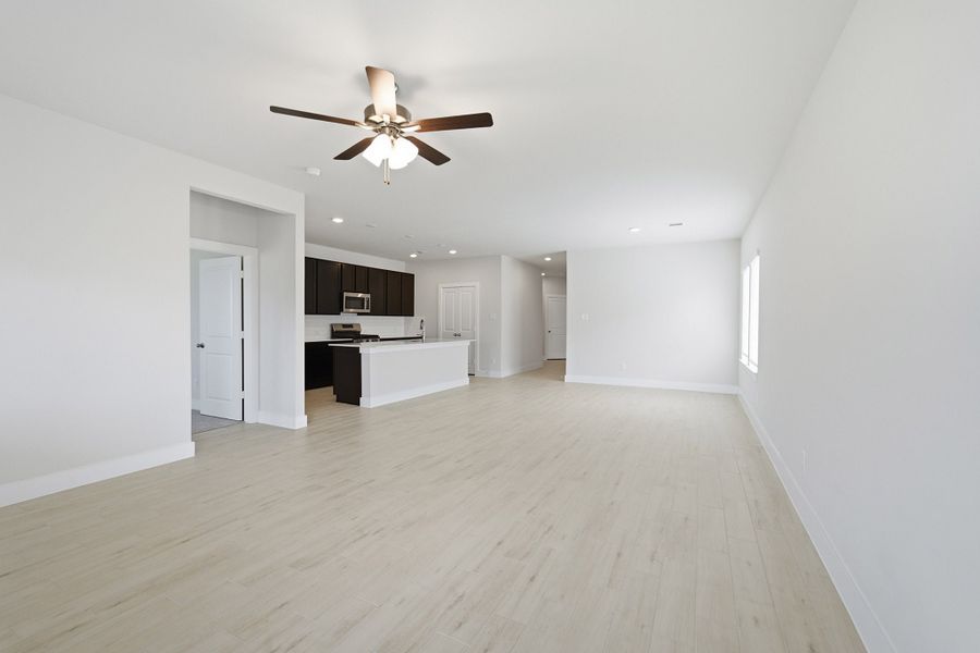 Spacious, unfurnished interior of a new home in Bluestem, Brookshire (Image 48).