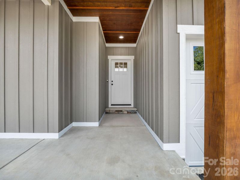 Covered front porch, hardyboard siding, wooden ceiling, extra insulation throughout as well as all doors and windows. Covered front porch, hardyboard siding, wooden ceiling, extra insulation throughout as well as all doors and windows.
