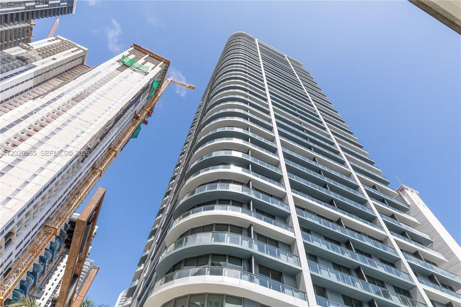 Condo located in Miami, FL showcasing its design and architecture (Image 28). Condo located in Miami, FL showcasing its design and architecture (Image 28).