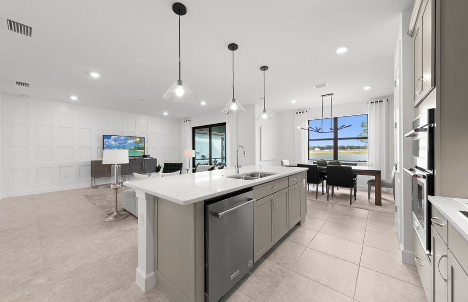 Connected kitchen, café and gathering room