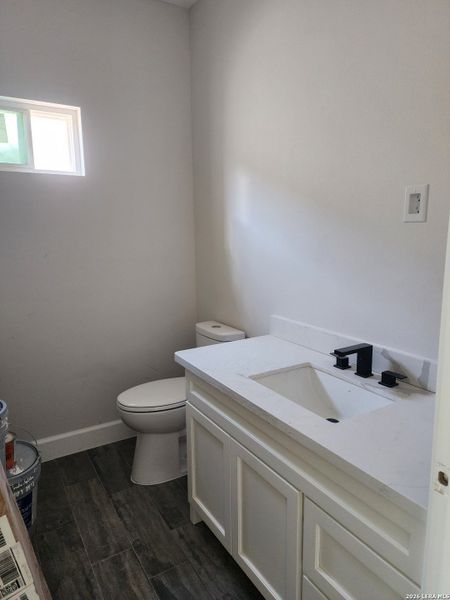 Furnished interior view inside a new home in , Eagle Pass (Image 5).