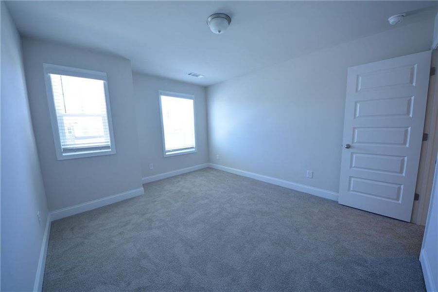 Spacious, unfurnished interior of a new home in Somerset at Riverbrook, Gainesville (Image 24). Spacious, unfurnished interior of a new home in Somerset at Riverbrook, Gainesville (Image 24).