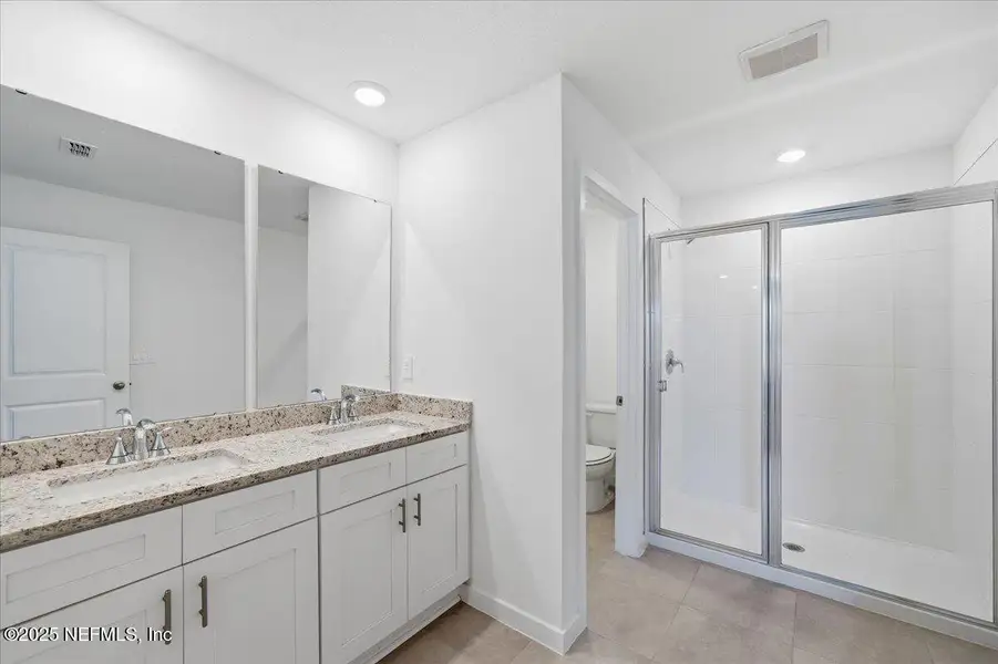 Furnished interior view inside a new home in Azalea Creek, Jacksonville (Image 6).