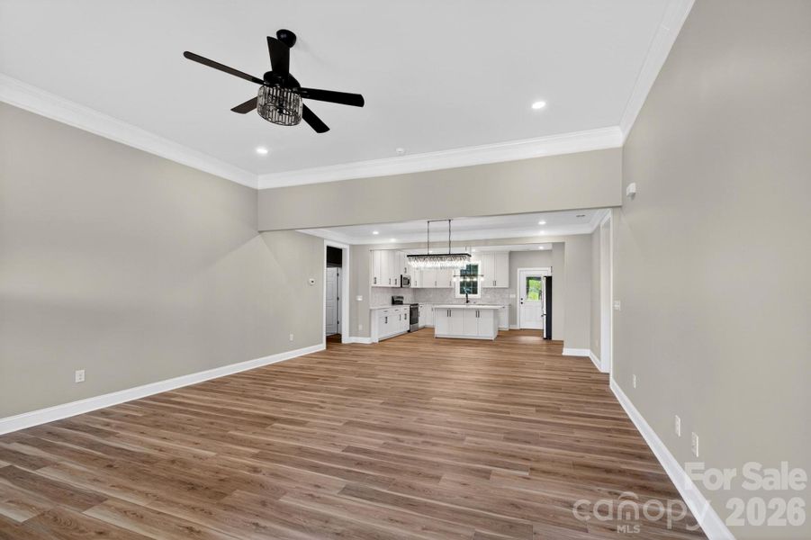 Spacious, unfurnished interior of a new home in , Lenoir (Image 19).