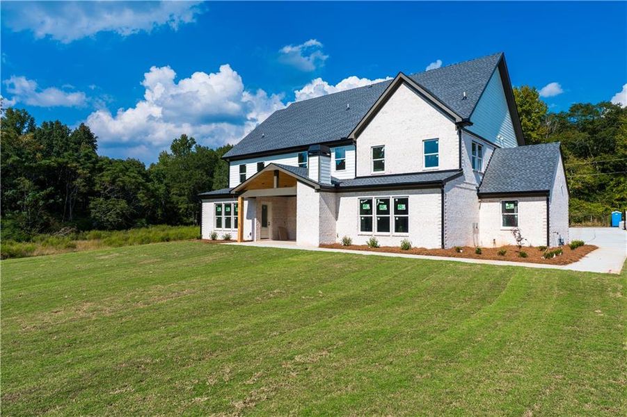 Image 4 of a home in .