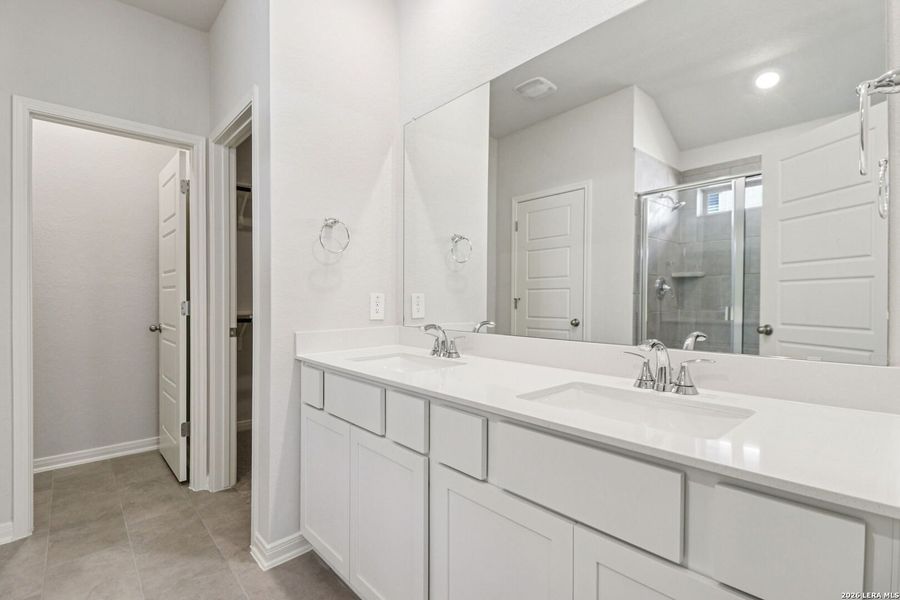 Furnished interior view inside a new home in Arcadia Ridge - Classic Series, San Antonio (Image 18).