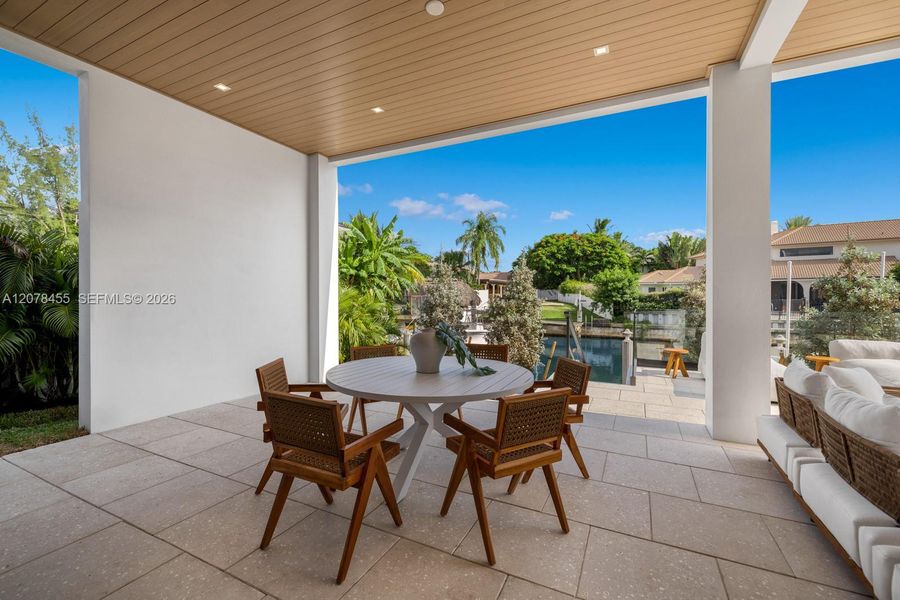 Exterior details and patio area of a home in , Boca Raton (Image 31).