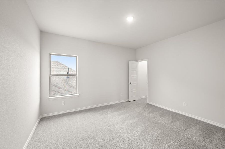 Spacious, unfurnished interior of a new home in Hidden Vistas, Burleson (Image 19). Spacious, unfurnished interior of a new home in Hidden Vistas, Burleson (Image 19).