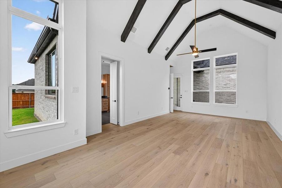 Spacious, unfurnished interior of a new home in Mustang Lakes, Celina (Image 25).