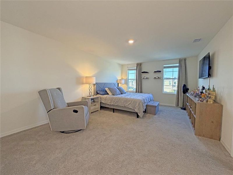 Furnished interior view inside a new home in Ocala Crossings South, Ocala (Image 18). Furnished interior view inside a new home in Ocala Crossings South, Ocala (Image 18).