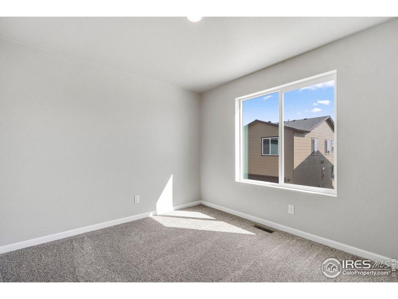 Spacious, unfurnished interior of a new home in Pintail Commons at Johnstown Village, Johnstown (Image 22).
