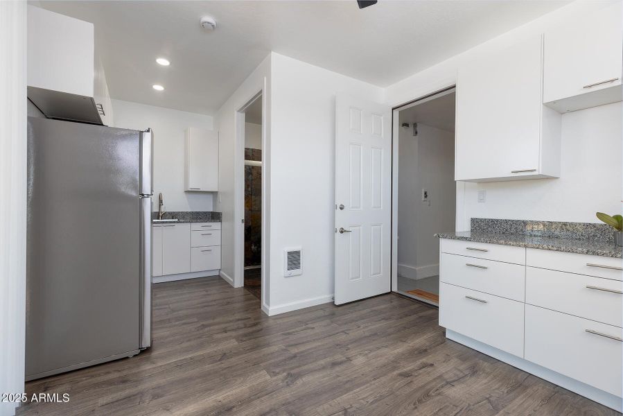 2943 E Lookout Ln (43) 2943 E Lookout Ln (43)