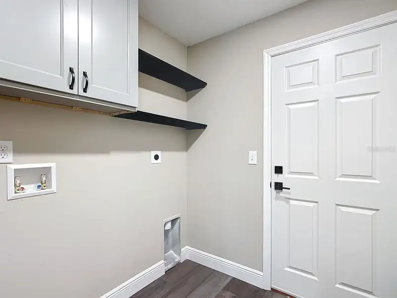 Image 32 of a home in . Image 32 of a home in .