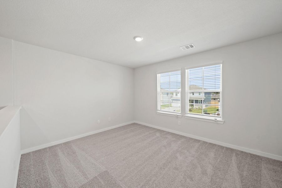 Spacious, unfurnished interior of a new home in Reveille Estates, Bryan (Image 10).