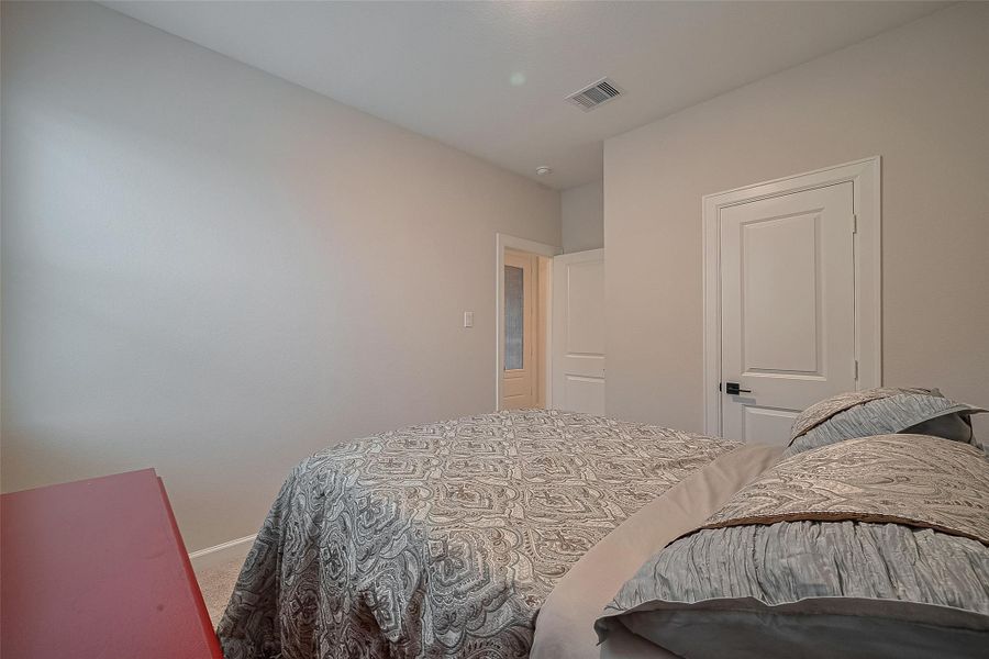 Furnished interior view inside a new home in , Santa Fe (Image 31). Furnished interior view inside a new home in , Santa Fe (Image 31).