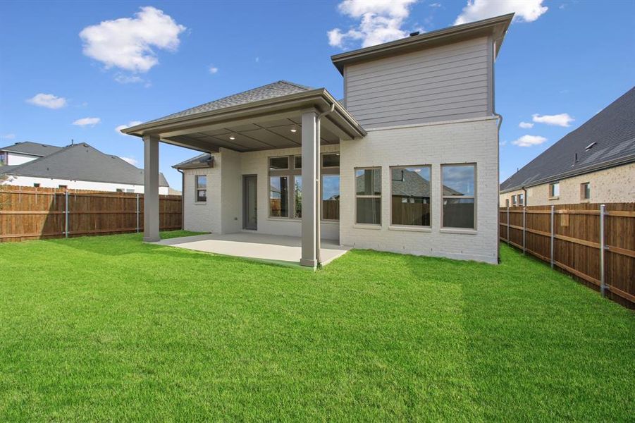 Exterior details and patio area of a home in Tavolo Park Cottages, Fort Worth (Image 3). Exterior details and patio area of a home in Tavolo Park Cottages, Fort Worth (Image 3).