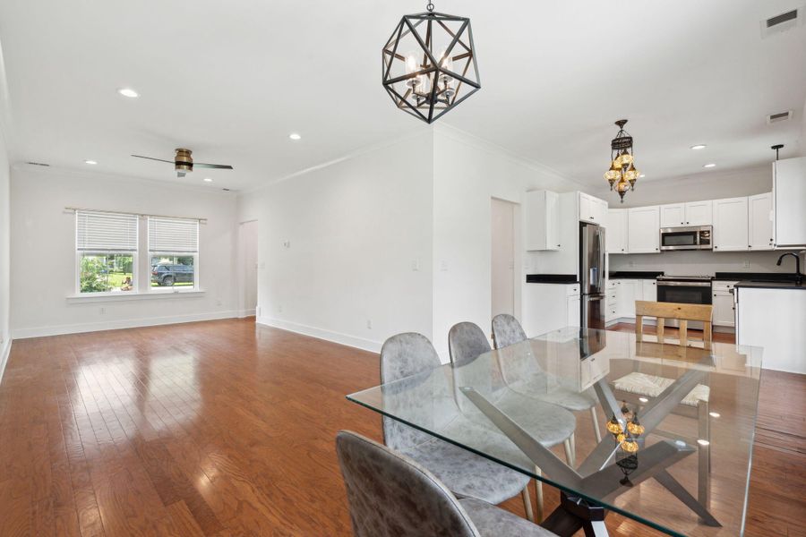 Furnished interior view inside a new home in , Johns Island (Image 18). Furnished interior view inside a new home in , Johns Island (Image 18).