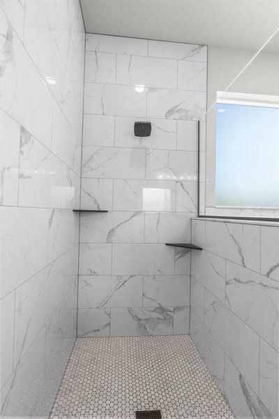 Furnished interior view inside a new home in , Weeki Wachee (Image 13).