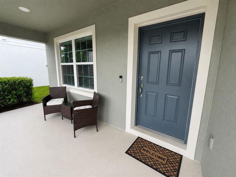 Exterior details and patio area of a home in Winding Meadows, Apopka (Image 31).