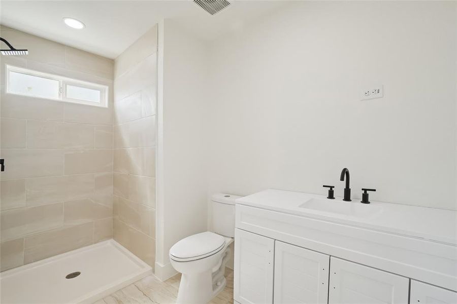 Furnished interior view inside a new home in , Denton (Image 9).