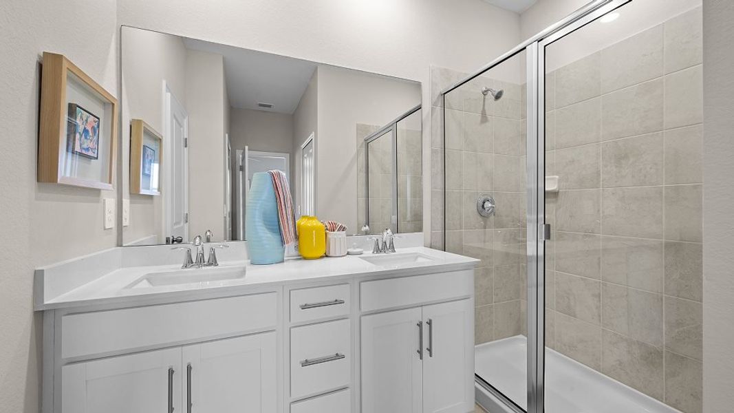 Berkly owner's suite bathroom