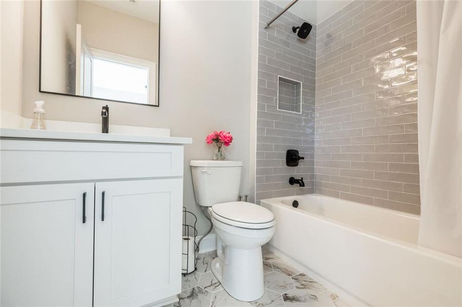 Furnished interior view inside a new home in , Powder Springs (Image 20).