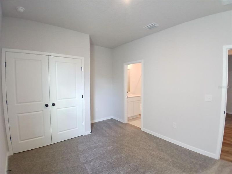 Spacious, unfurnished interior of a new home in Magnolia Series at Seminole Palms, Palm Coast (Image 13).