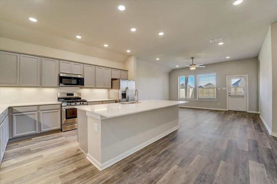 REPRESENTATIVE PHOTO – Photo does not represent actual home options and selections. Ask Sales Consultant for specific selections. REPRESENTATIVE PHOTO – Photo does not represent actual home options and selections. Ask Sales Consultant for specific selections.