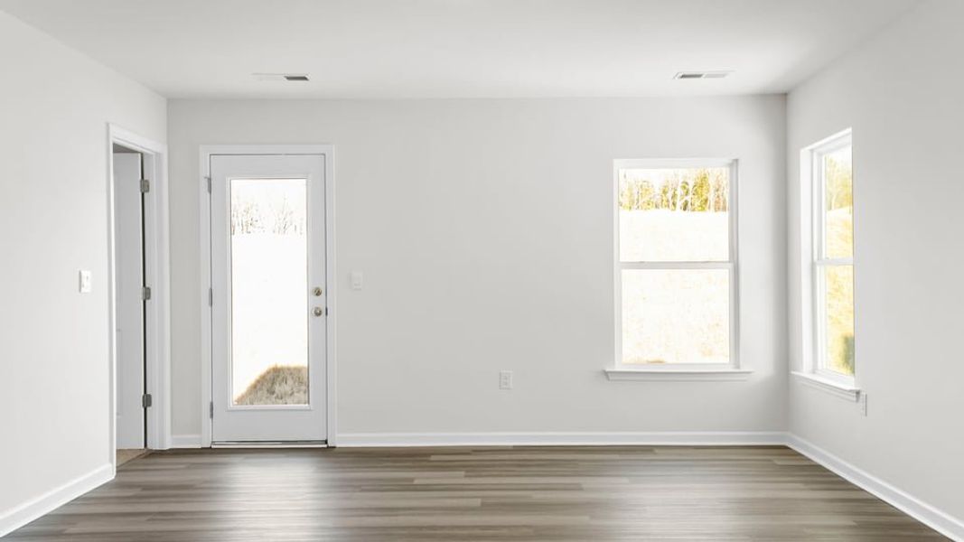 Spacious, unfurnished interior of a new home in Seneca Falls, Seneca (Image 21).
