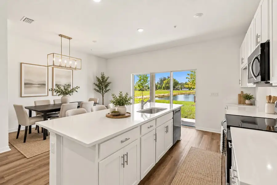 Kitchen & Dining Kitchen & Dining