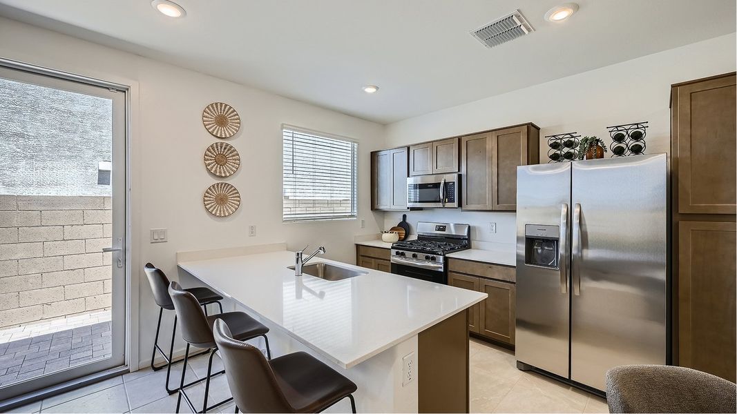 4083 Revolution NG Kitchen 1of2 Base8