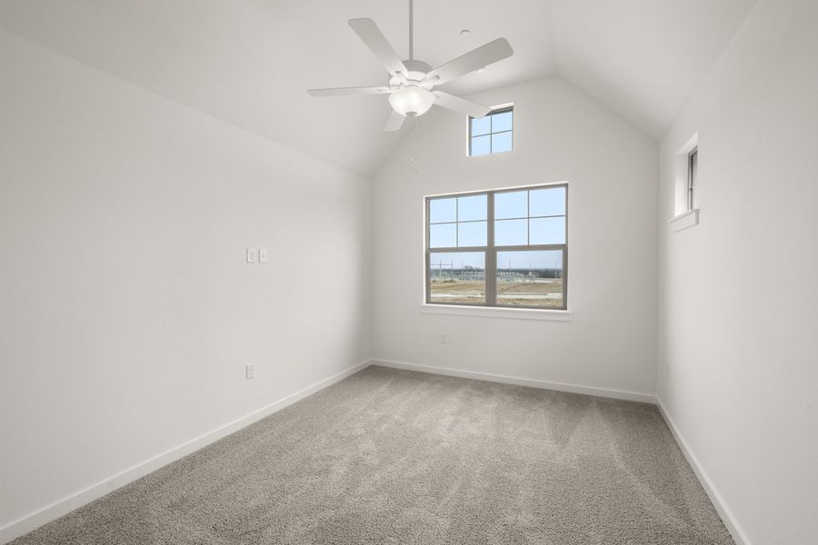 Spacious, unfurnished interior of a new home in Wildridge, Oak Point (Image 21).