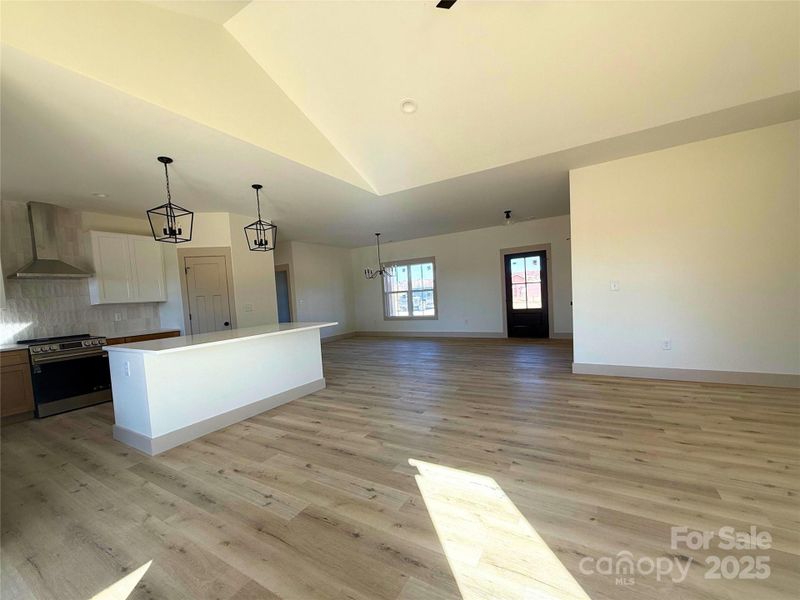 Spacious, unfurnished interior of a new home in , Crouse (Image 20).