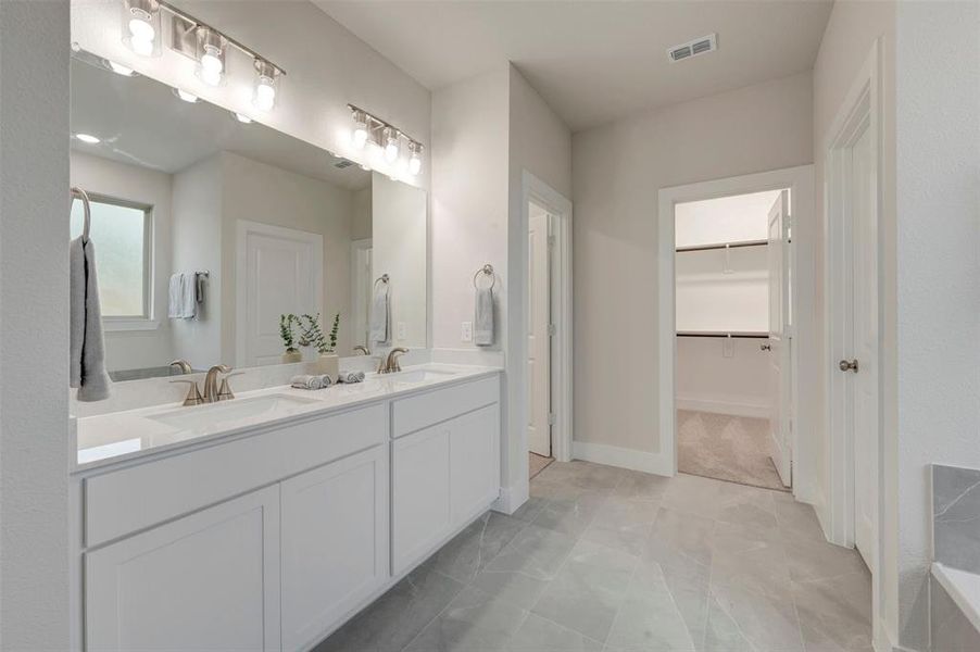 Furnished interior view inside a new home in Chaparral Park, Oak Point (Image 13).