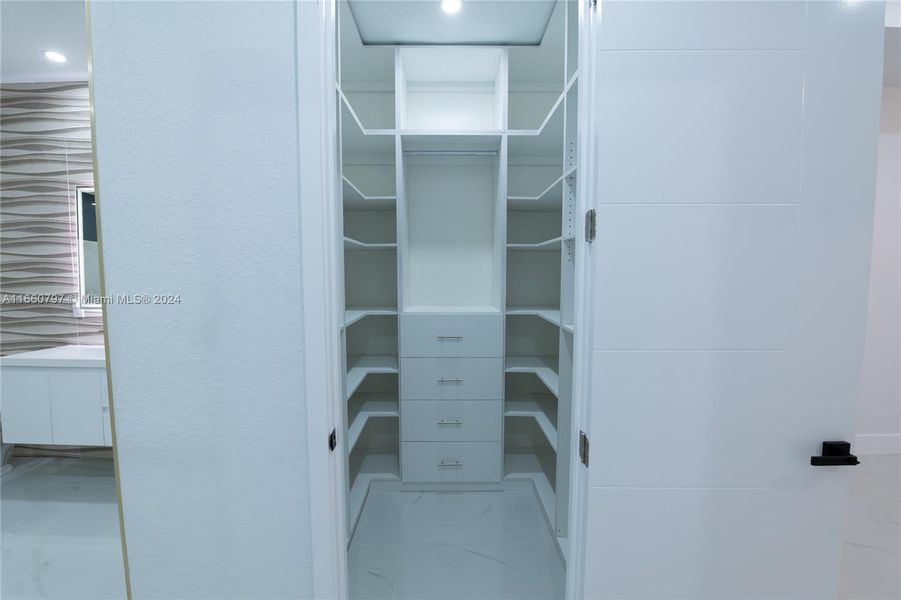 Image 51 of a home in .