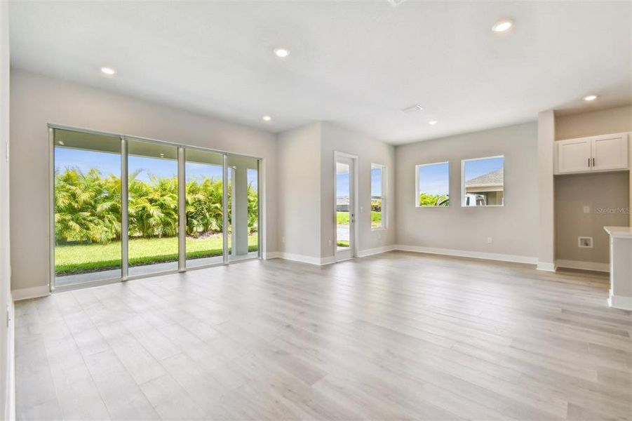 Family & Dining Room