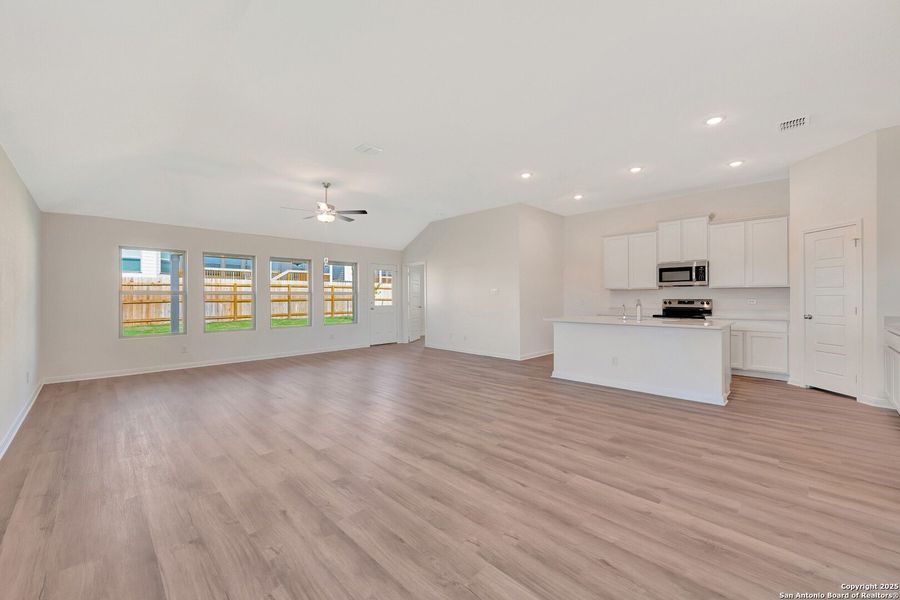 Spacious, unfurnished interior of a new home in Greenspoint Heights, Seguin (Image 30). Spacious, unfurnished interior of a new home in Greenspoint Heights, Seguin (Image 30).