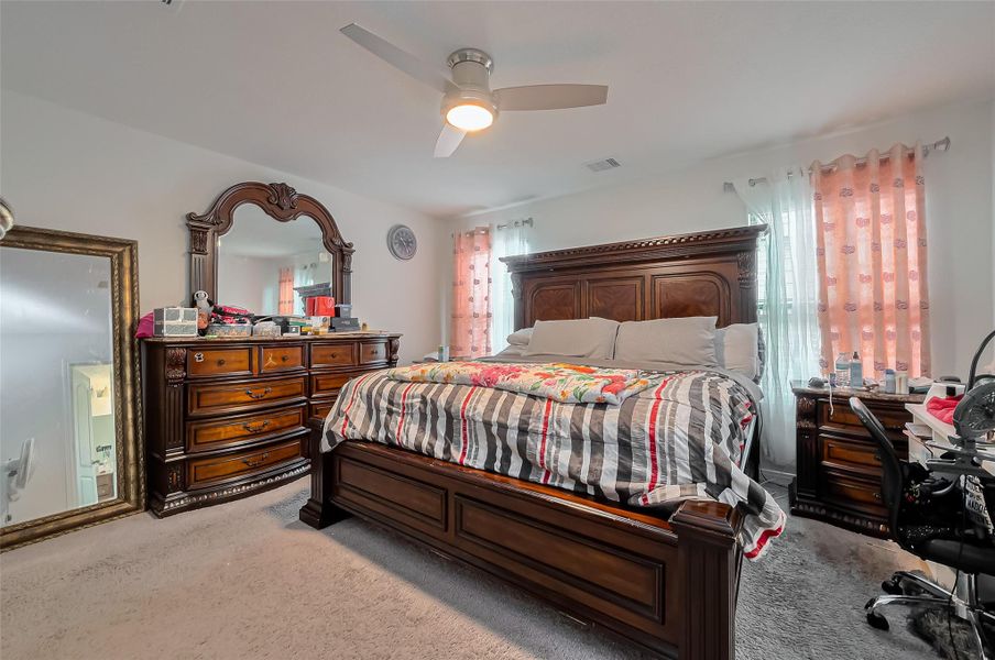 Furnished interior view inside a new home in Deer Run Meadows, Richmond (Image 36). Furnished interior view inside a new home in Deer Run Meadows, Richmond (Image 36).