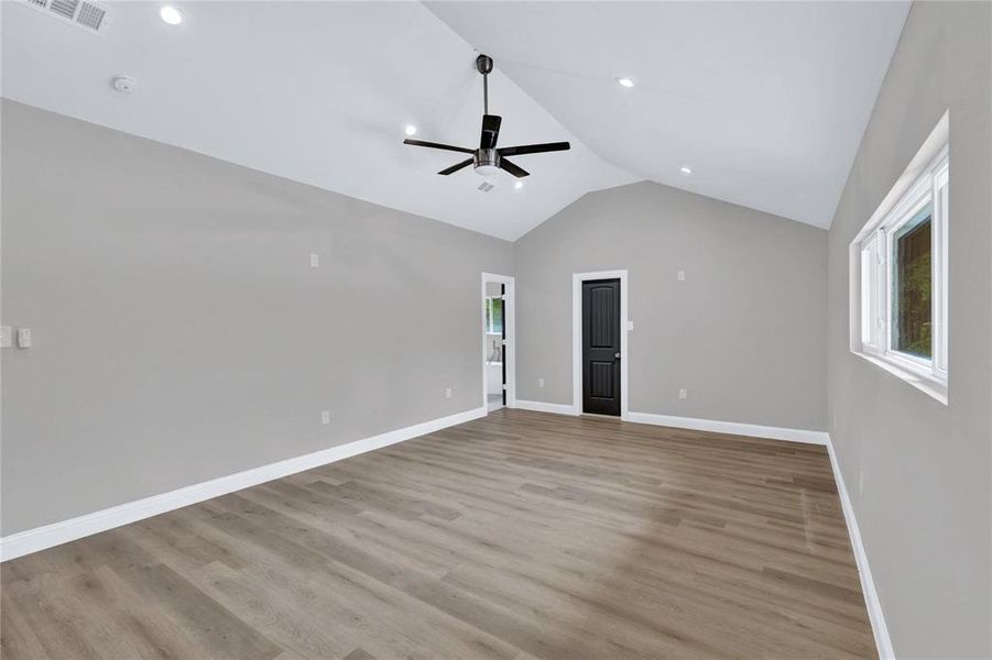 Spacious, unfurnished interior of a new home in , Dallas (Image 31). Spacious, unfurnished interior of a new home in , Dallas (Image 31).